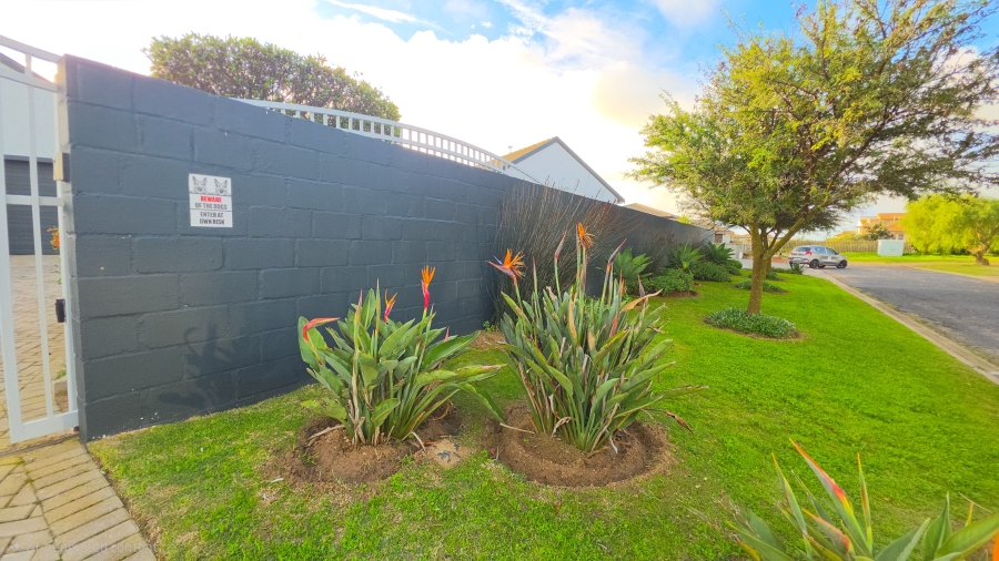 4 Bedroom Property for Sale in Country Club Western Cape